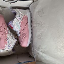 Reebok Props Pig Size 5 Shoes