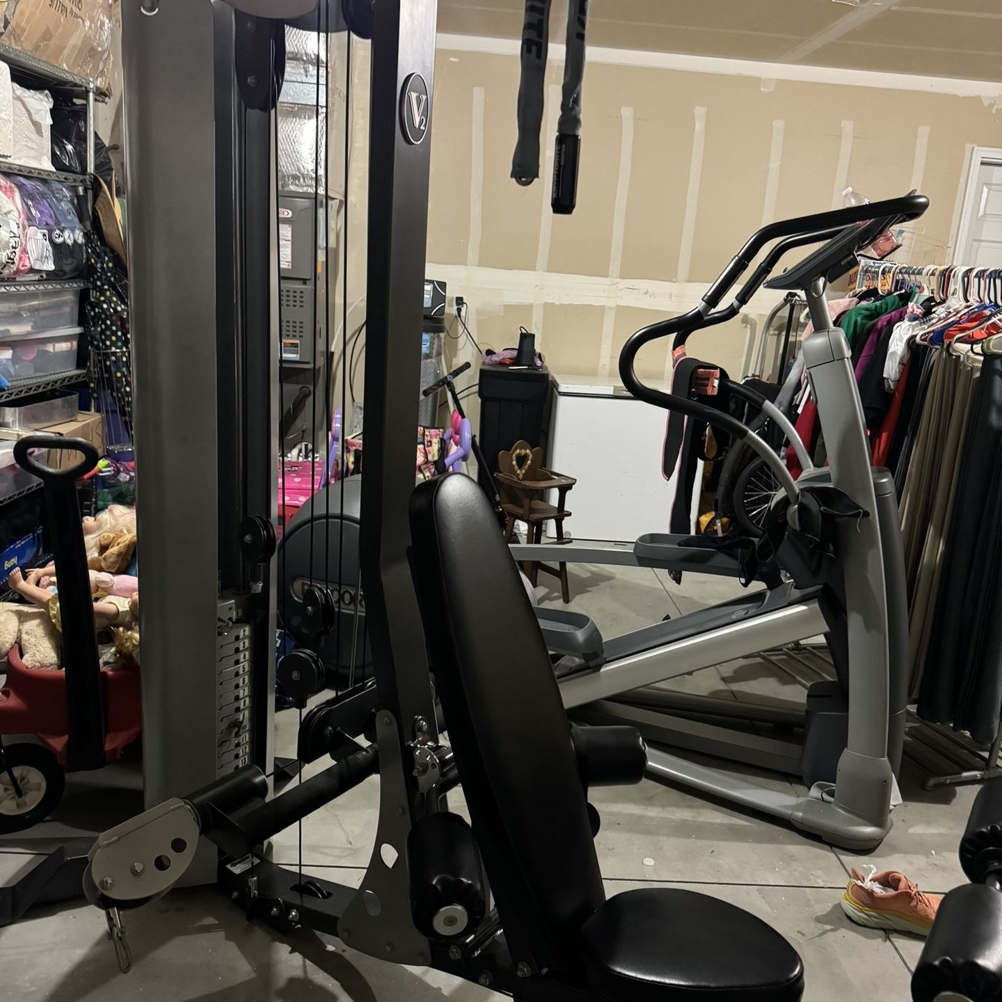 Hoist V2. Home Gym for Sale in Meridian ID OfferUp