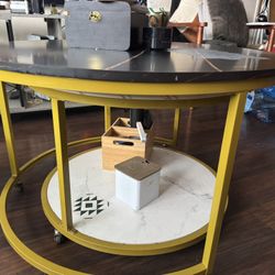 Nesting Coffee Table With Caster Wheels 