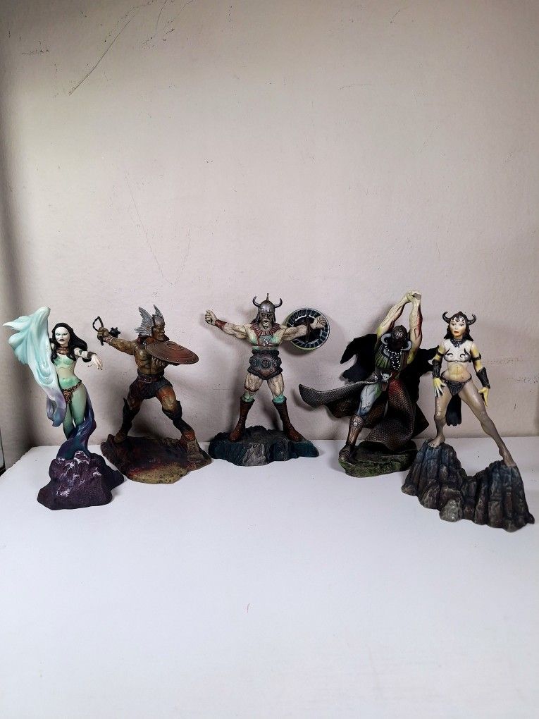 Frank Frazetta Master Artist Series Lot of 5 Statues