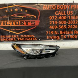 BUICK ENCLAVE 2018-2021 RH HEADLIGHT OEM