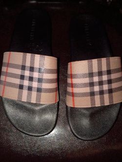 Burberry slides