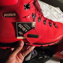 Brand New Mens Asolo Gortex Boots Size 11 