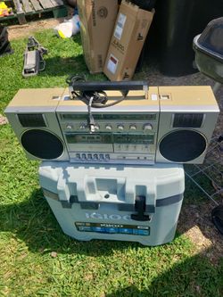 General Electric vintage boombox