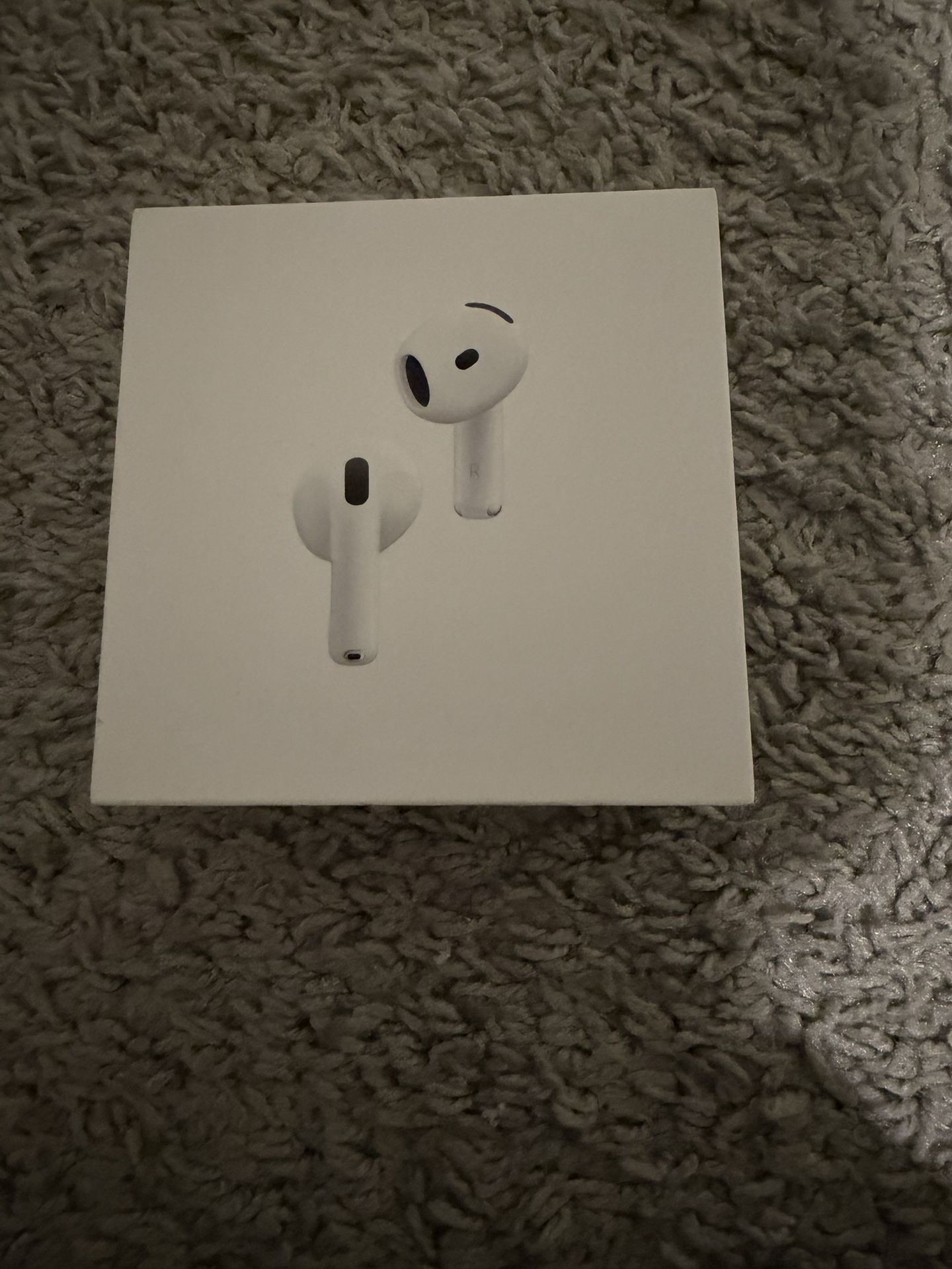 AirPods 4