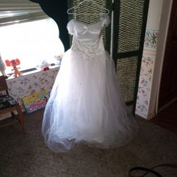 Brand New Wedding Ball Gown