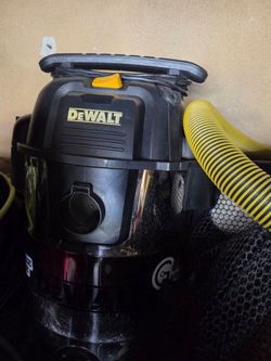 Dewalt Vacuum Big 5 gallon