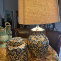 Beautiful Deep Green and Gold Oriental Accent Porcelain Hand Painted Lamp with Matching Ginger Jar