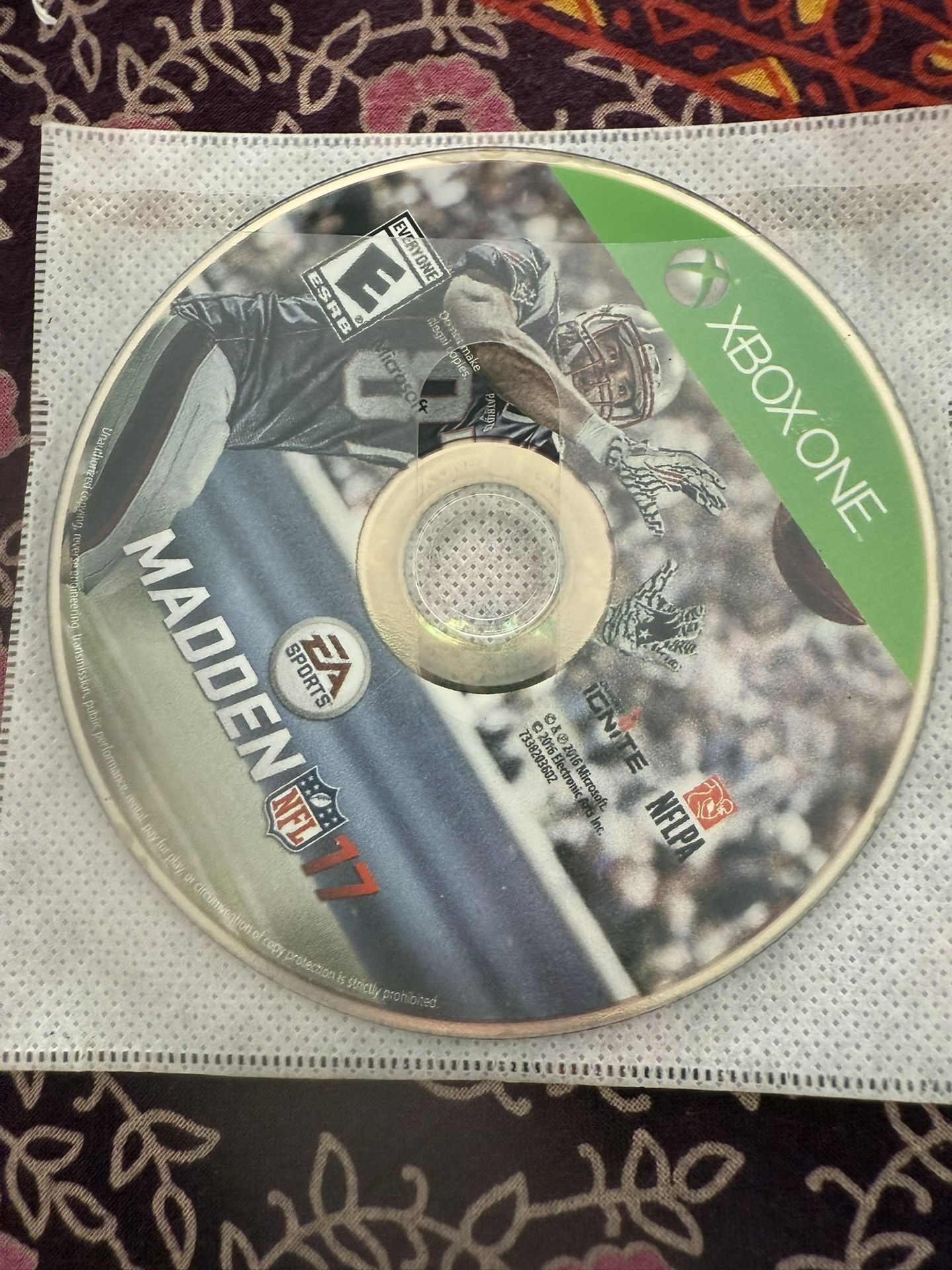 Madden NFL 17 Xbox One Game