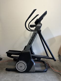 Nordictrack Eliptical Freestride fs7i
