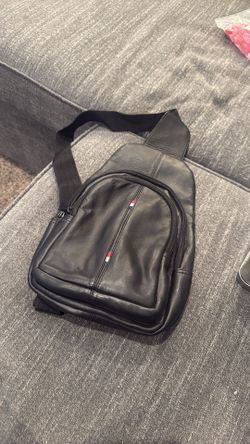 Tommy Hilfiger cross body bag