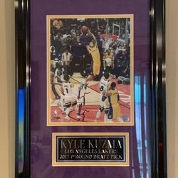 Kyle Kuzma Signed Rookie Photo Framed w/Name Plate PSA LOA