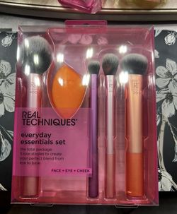 Real Techniques Brush Set 
