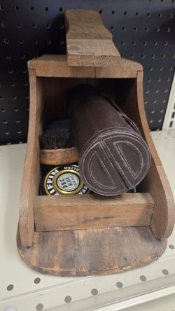 Vintage Wooden Shoe Shine Box Valet