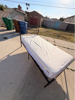 Twin bed frame