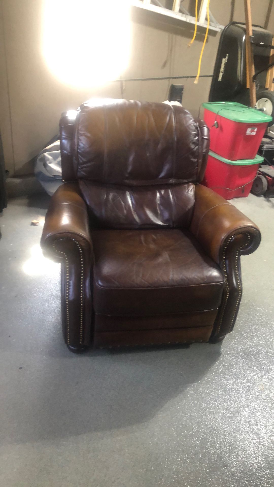 La-Z-Boy Recliner for tall body types