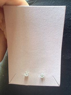 Brilliant Earth 1/4 CTW Lab-Grown Diamond Stud Earrings – Silver