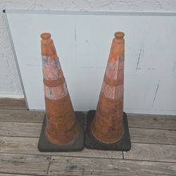 XL safety cones