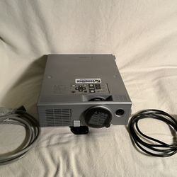 Vintage Mitsubishi LVP-X70UX Projector, w/ Cables, WORKS!
