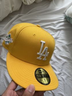 BRAND NEW FITTED HATS SIZE 7