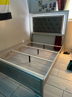 New Queen Bedframe $40 down