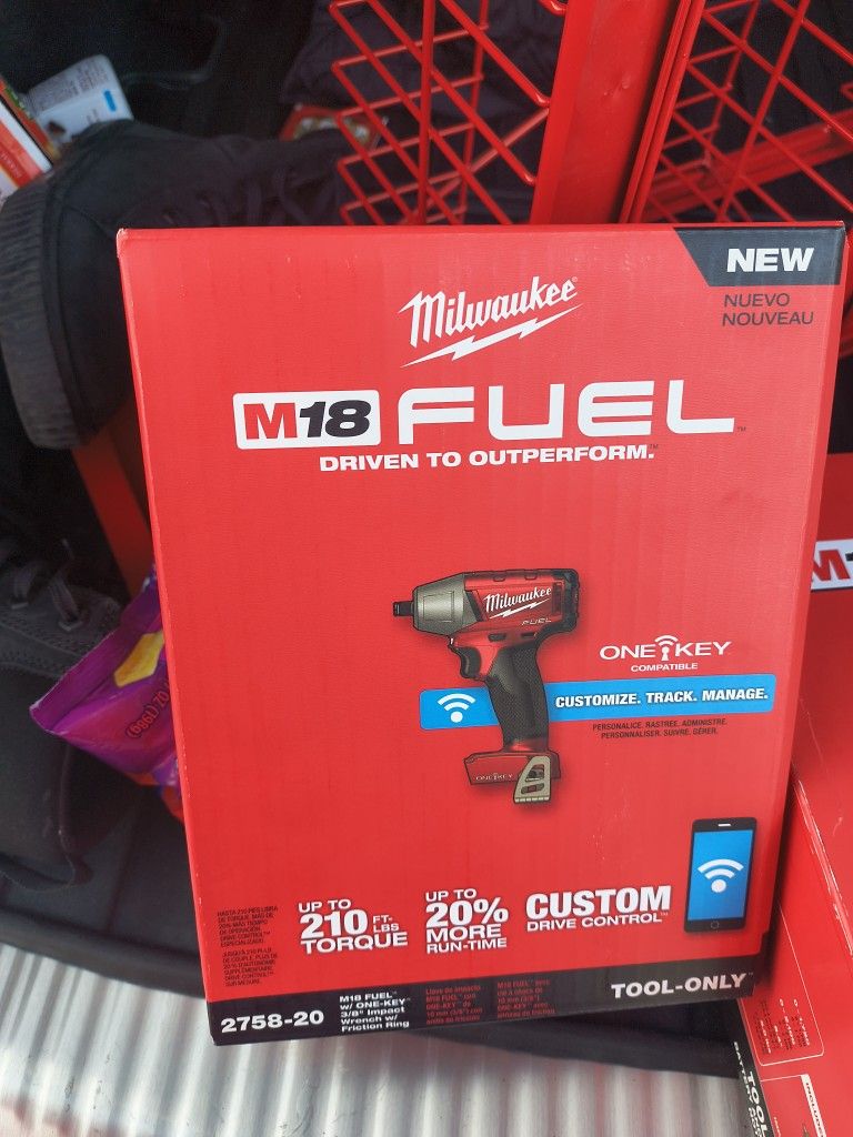 Milwaukee 3/8 Impact Gun