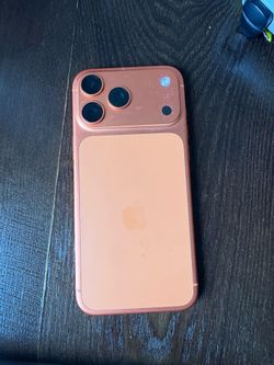 UNLOCKED PRE OWNED IPHONE 17 PRO MAX 256GB ORANGE BRAND NEW CONDITION