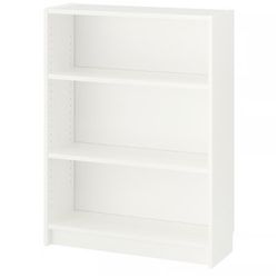 White Bookcase – FREE