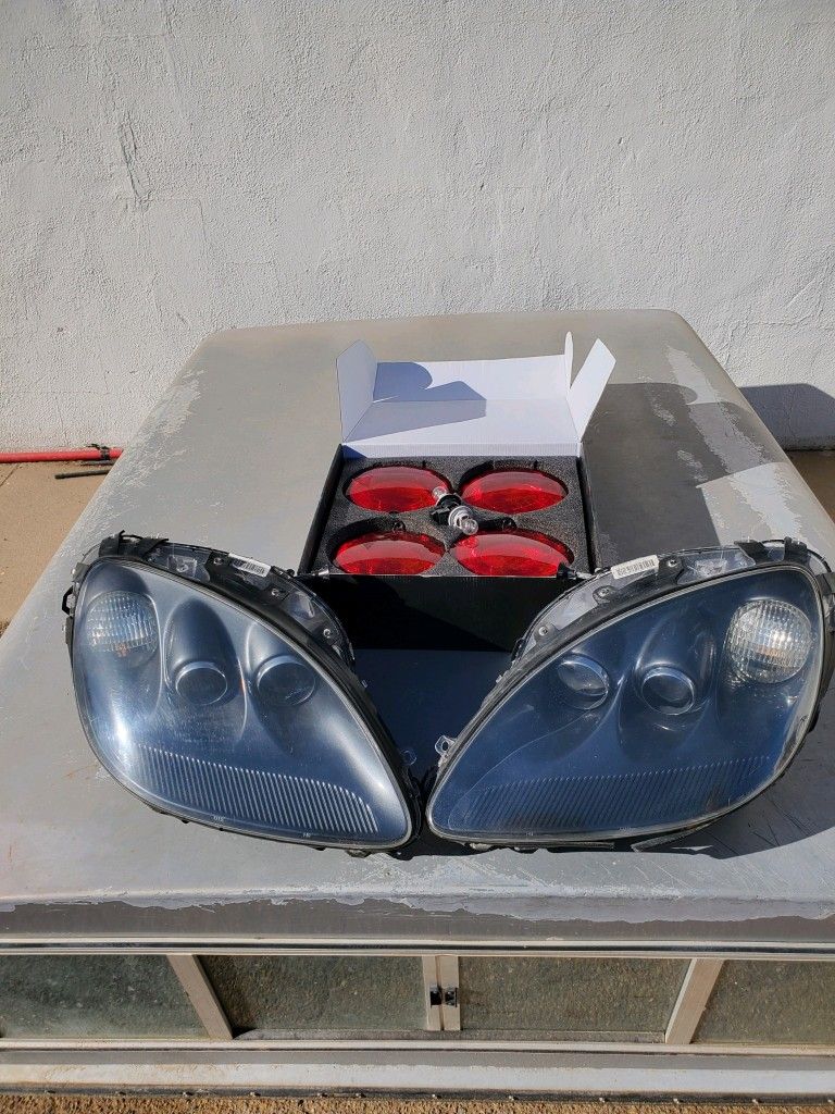 2005-2013 Corvette C6 Headlights And Tail Lights
