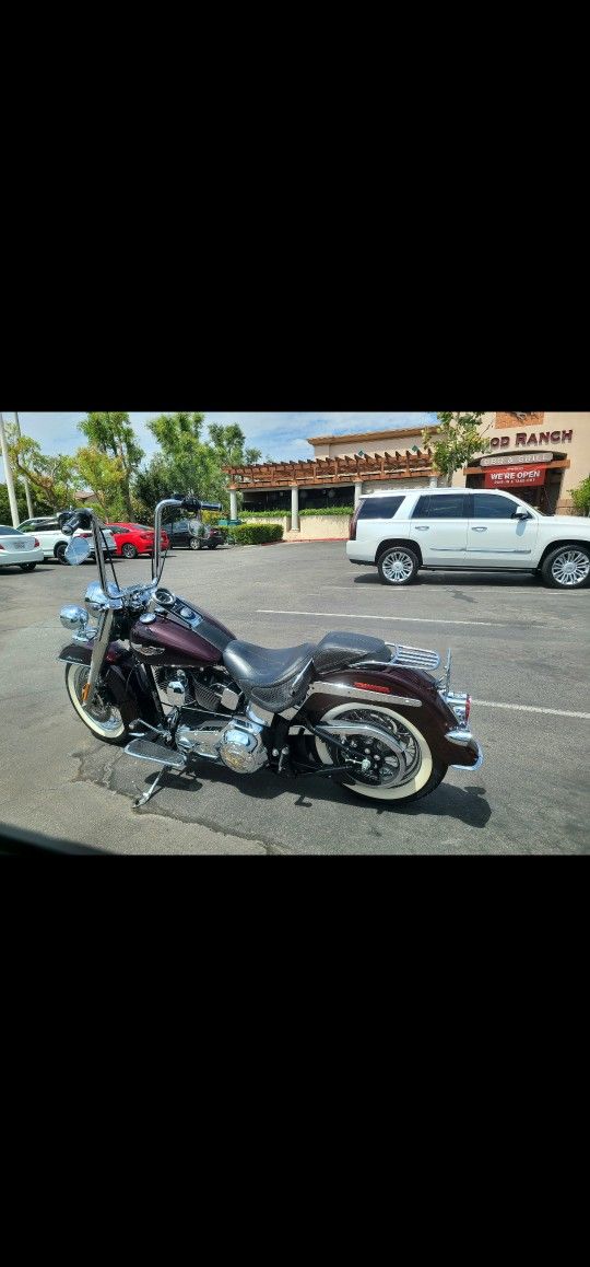 2005 Harley Davidson Softail Deluxe