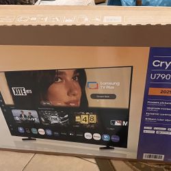 50” Samsung 4K Smart Tv New W/B