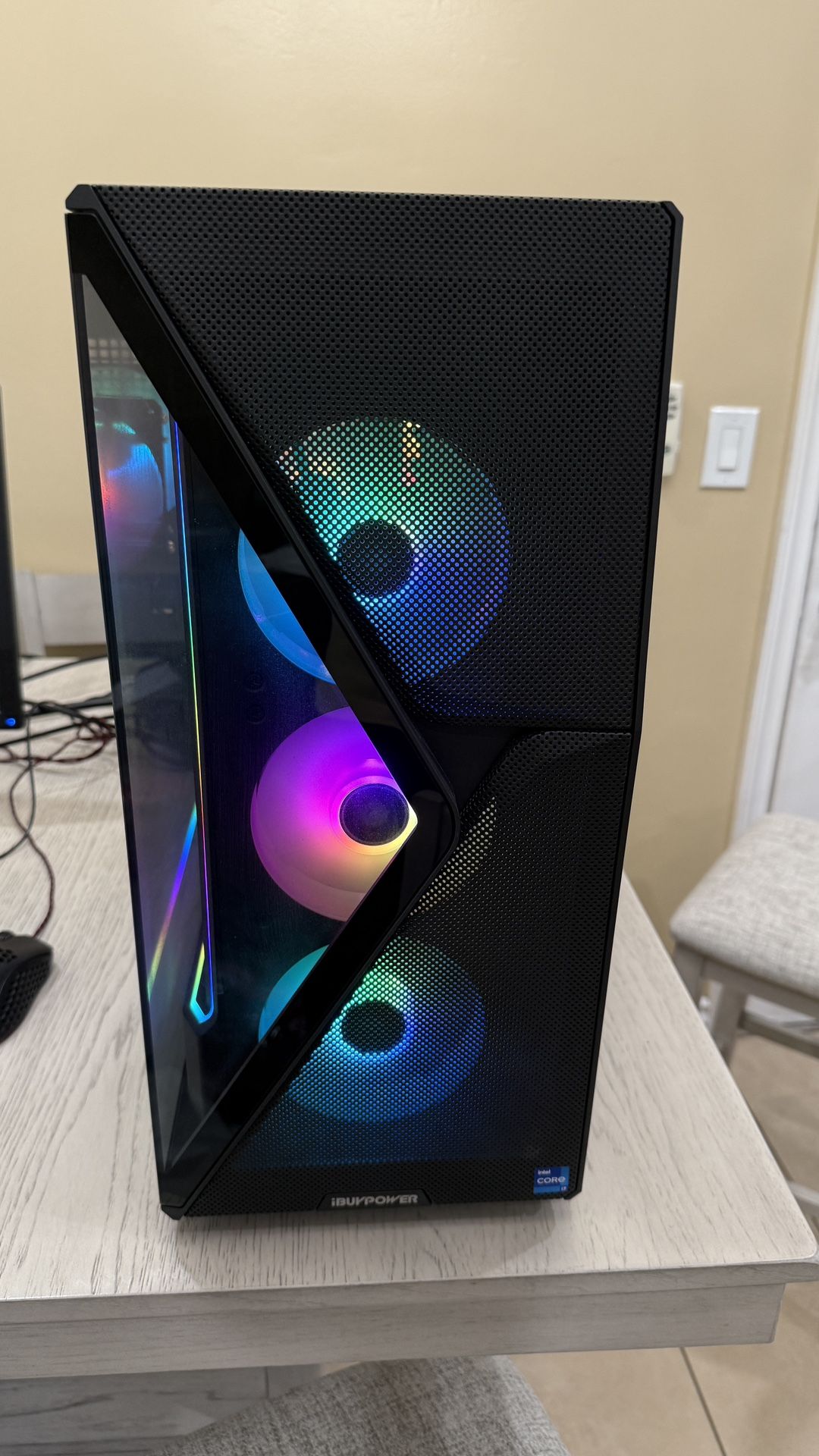 iBUYPOWER Gaming PC Intel i7