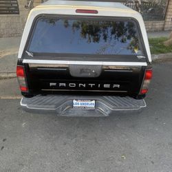 Nissan Frontier Camper She’ll 