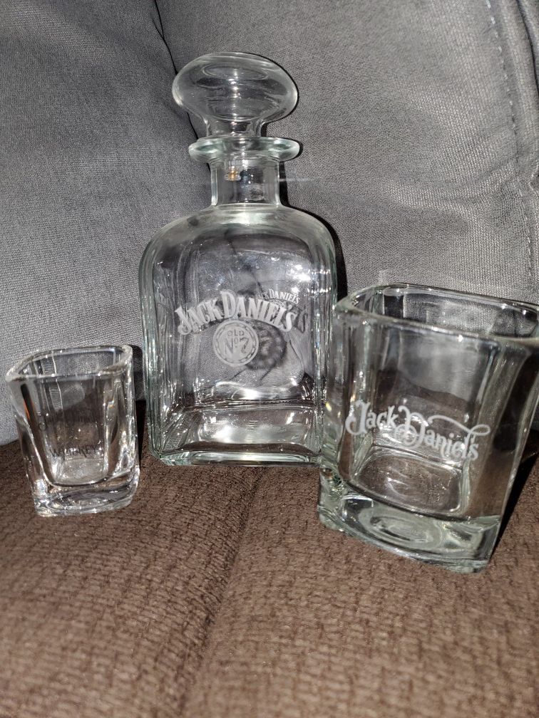 Jack Daniel's Old No. 7 Decanter, tumbler and shot glass