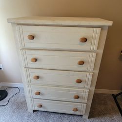 Canyon 5 Drawer Chest 32X17X46