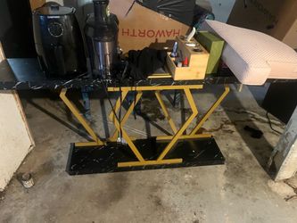 Juicers, air fryer black table with golden legs