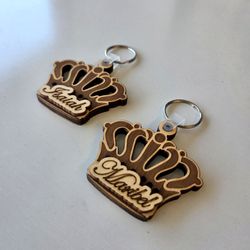Custom crawn keychain for gift