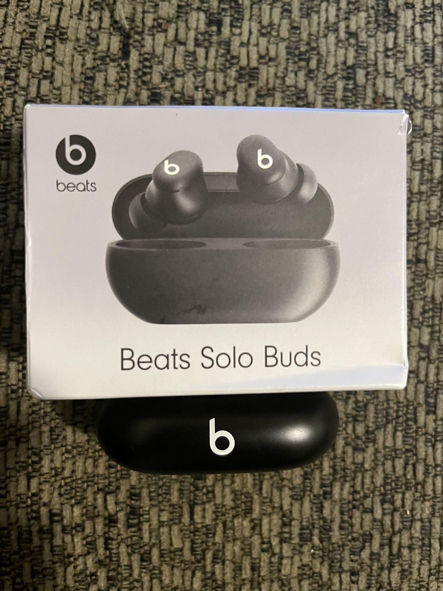 Beats Solo Buds