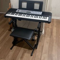 Yamaha YPT-280 Keyboard For Sale