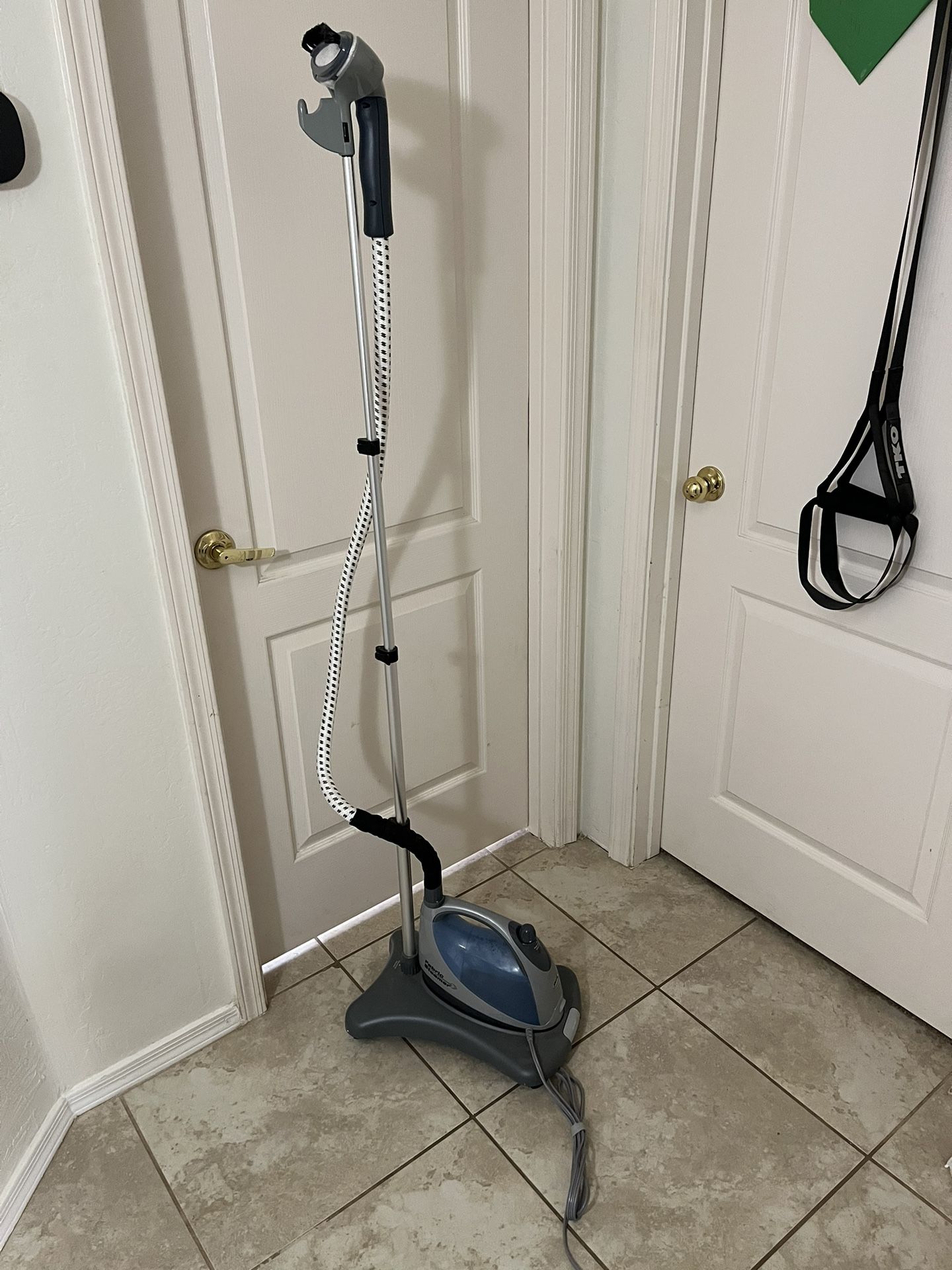 Shark Garment Steamer