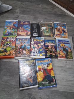 Lot of 12 Kids VHS Tapes Disney and More