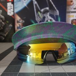 Sun Glasses With Visor