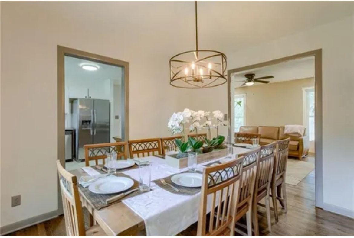 Dining Room Table And Chairs