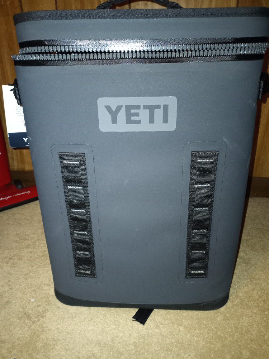 Yeti cooler . Hielera Yeti for Sale in Greensboro, NC - OfferUp