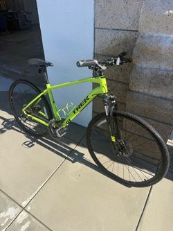 Trek 8.3 dual use mountain bike
