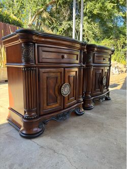 Stunning solid wood Large bedside chest with velvet lining top drawer