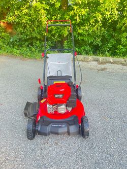 Like new Powersmart 21” push mower start at first pull