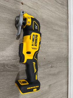 MULTI TOOL DEWALT  XR