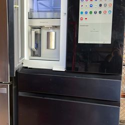 DISPLAY REFRIGERATOR / PERFECT CONDITION