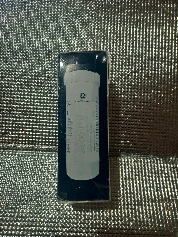GE Refrigerator  Water Filter. 